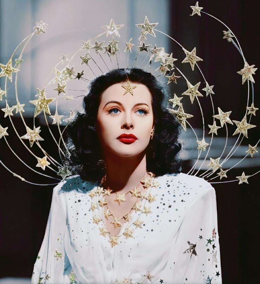 “裸奔*星艳**”和多位大佬的瓜！