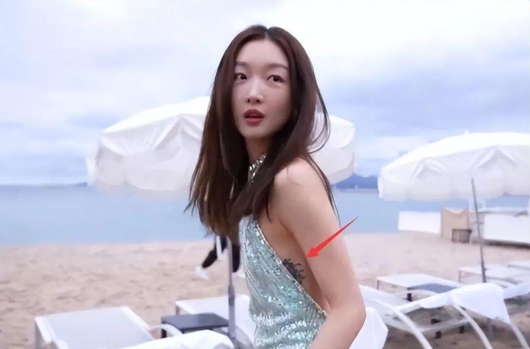 周冬雨面相分析,周冬雨早期后期面相