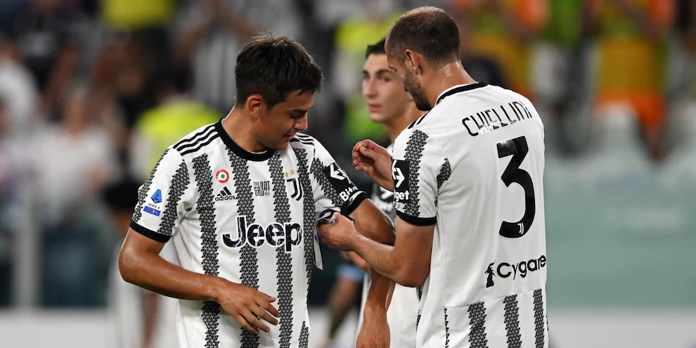 迪巴拉声援博格巴,迪巴拉转会罗马场面