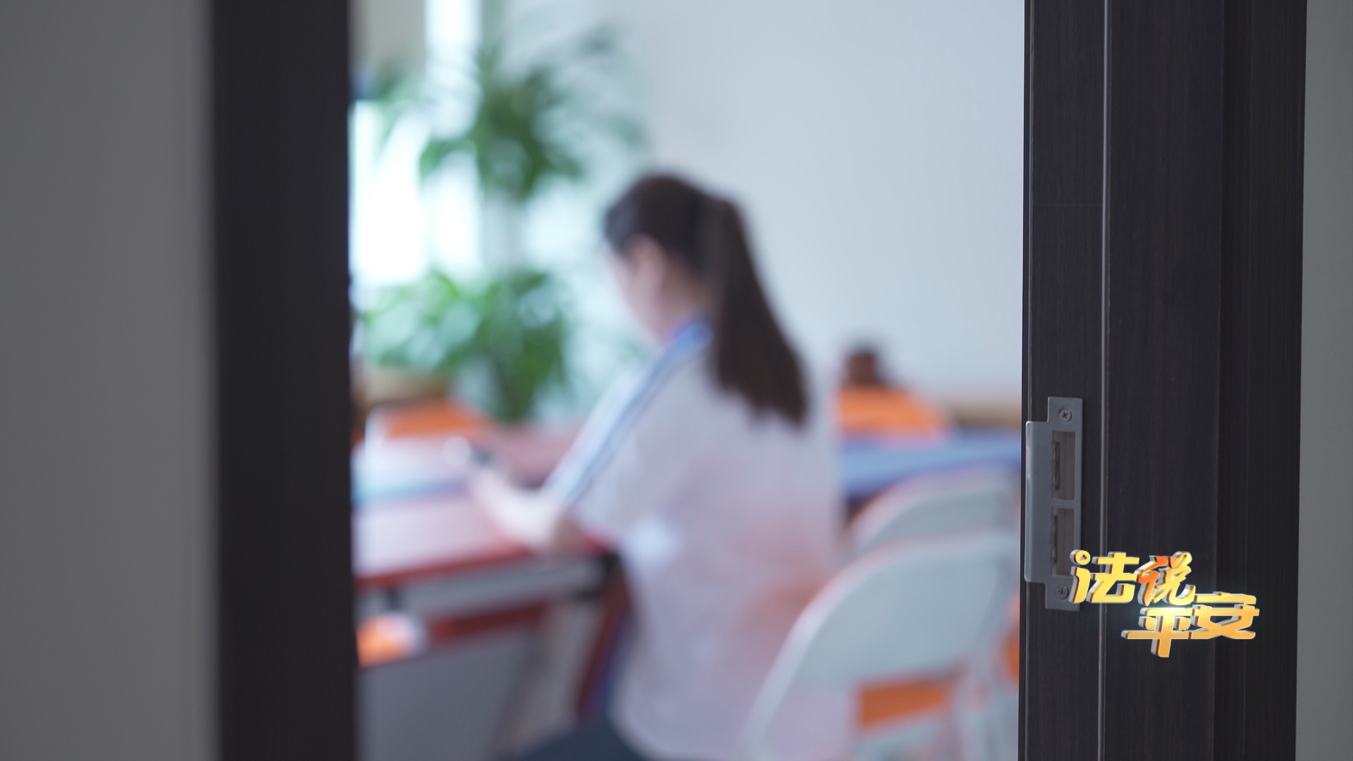 单亲未成年监护人犯法归谁管,未成年犯罪家长要负民事责任吗