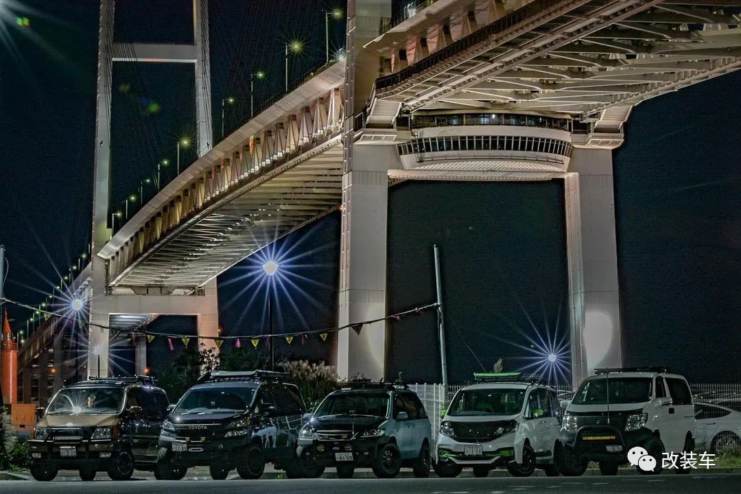 新款丰田威尔法改装,奶爸车改造老霸道