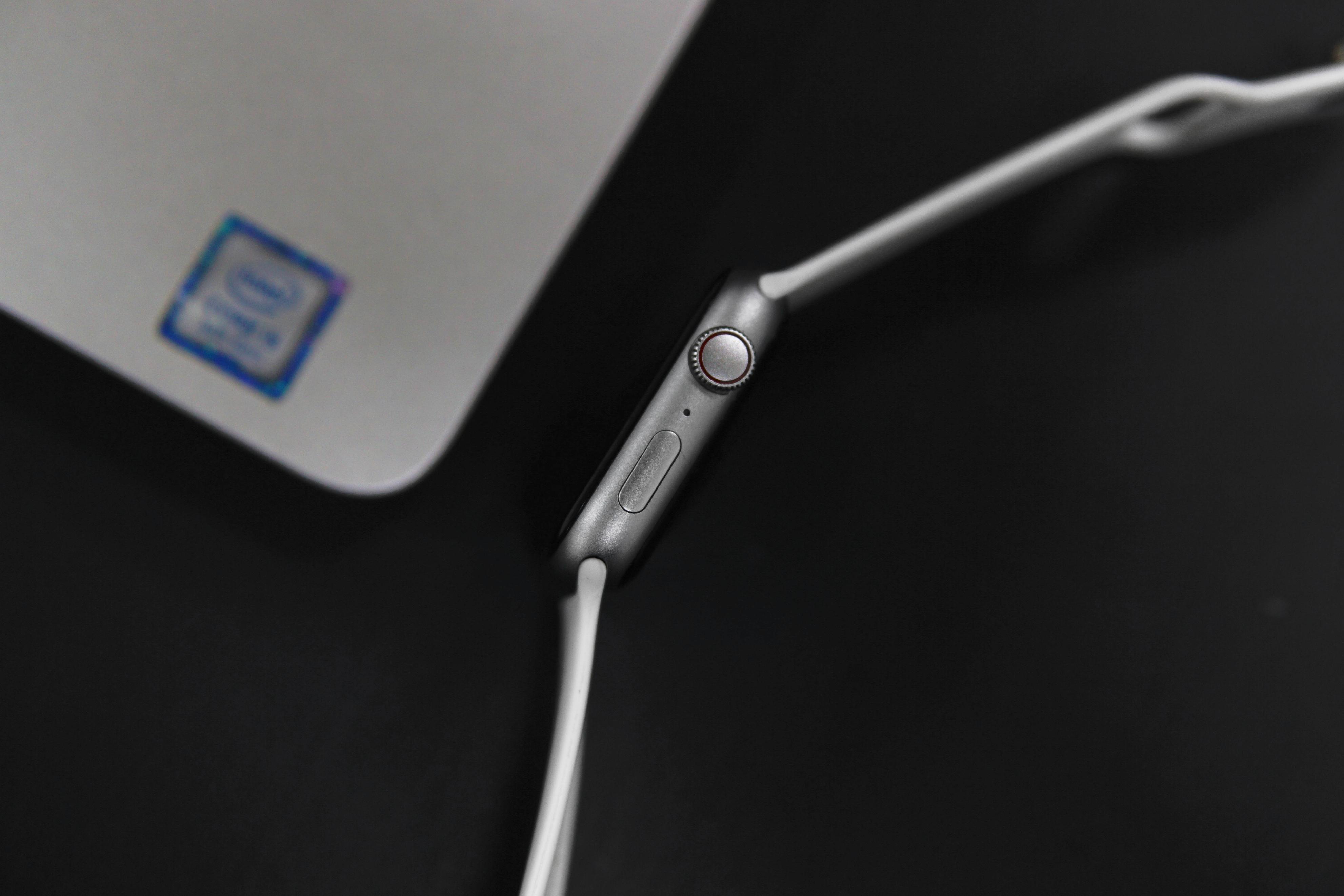 用268让你忘掉Apple Watch！微穿戴这品牌真敢玩，性价比到了极致