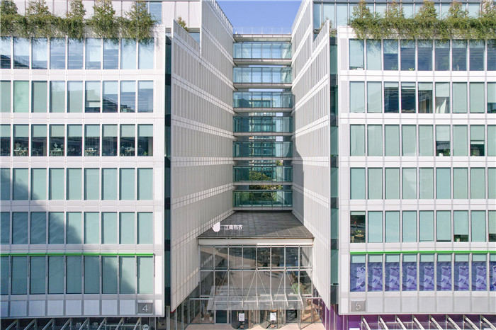 疫情反复去年下半年仅赚3.7亿,顶尖设计师品牌江南布衣咋恁强?