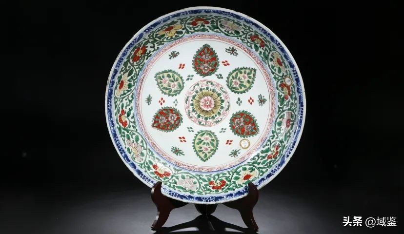 釉上五彩,釉上五彩富贵花