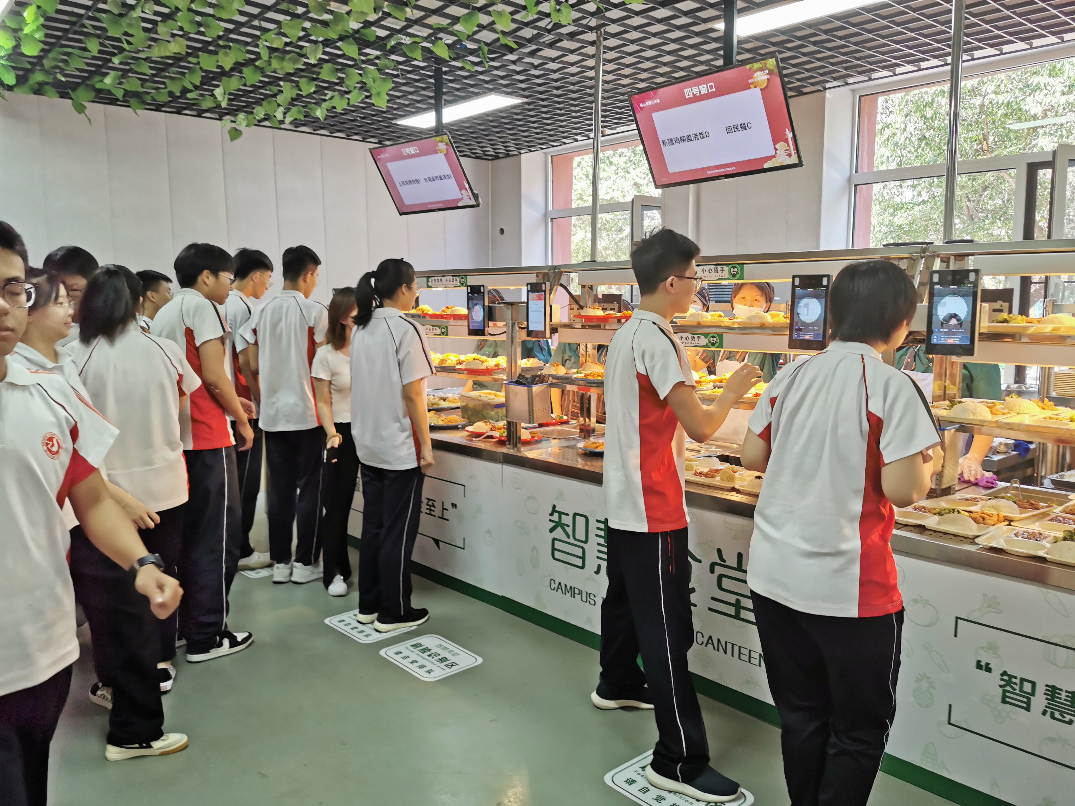 不忘初心坚守职责，用爱浇灌食品行业——访生源菜篮子有限公司