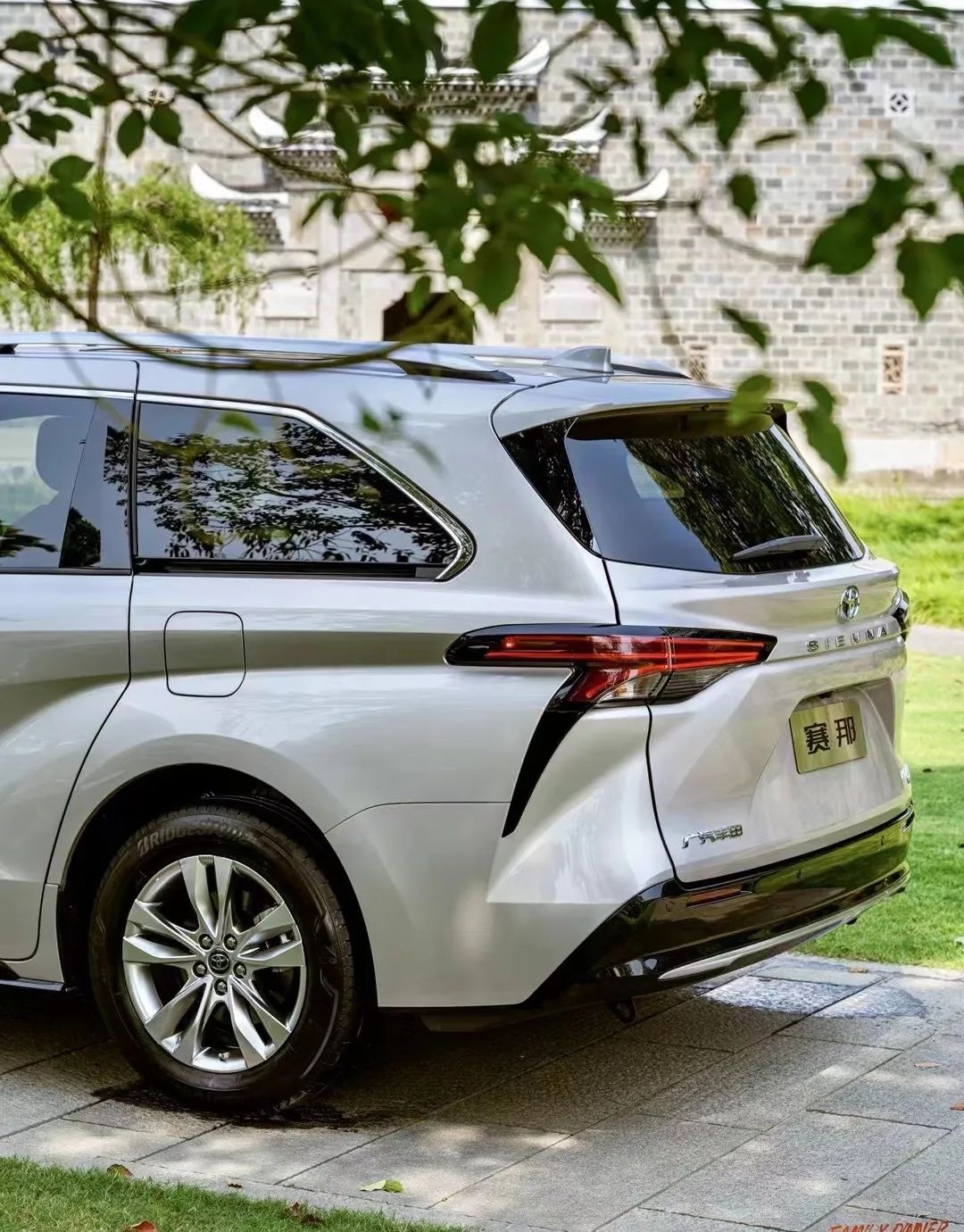 丰田赛那测评,丰田赛那的稳定性怎么样