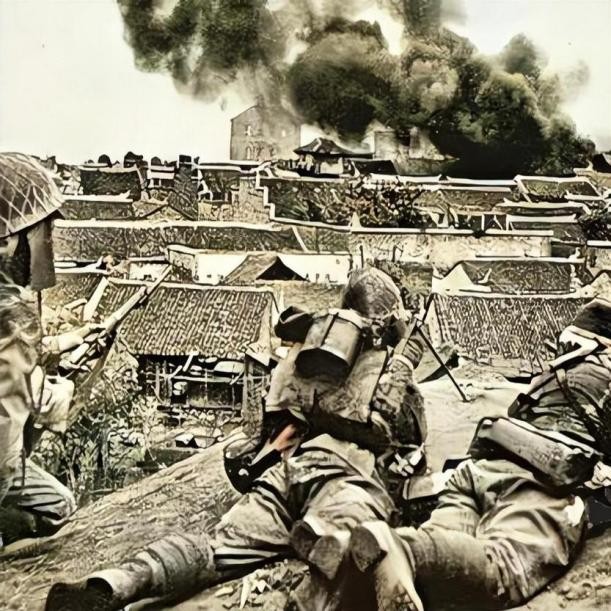 女子为活命，脱下衣服让日本人拍摄，被*辱侮**致死,2