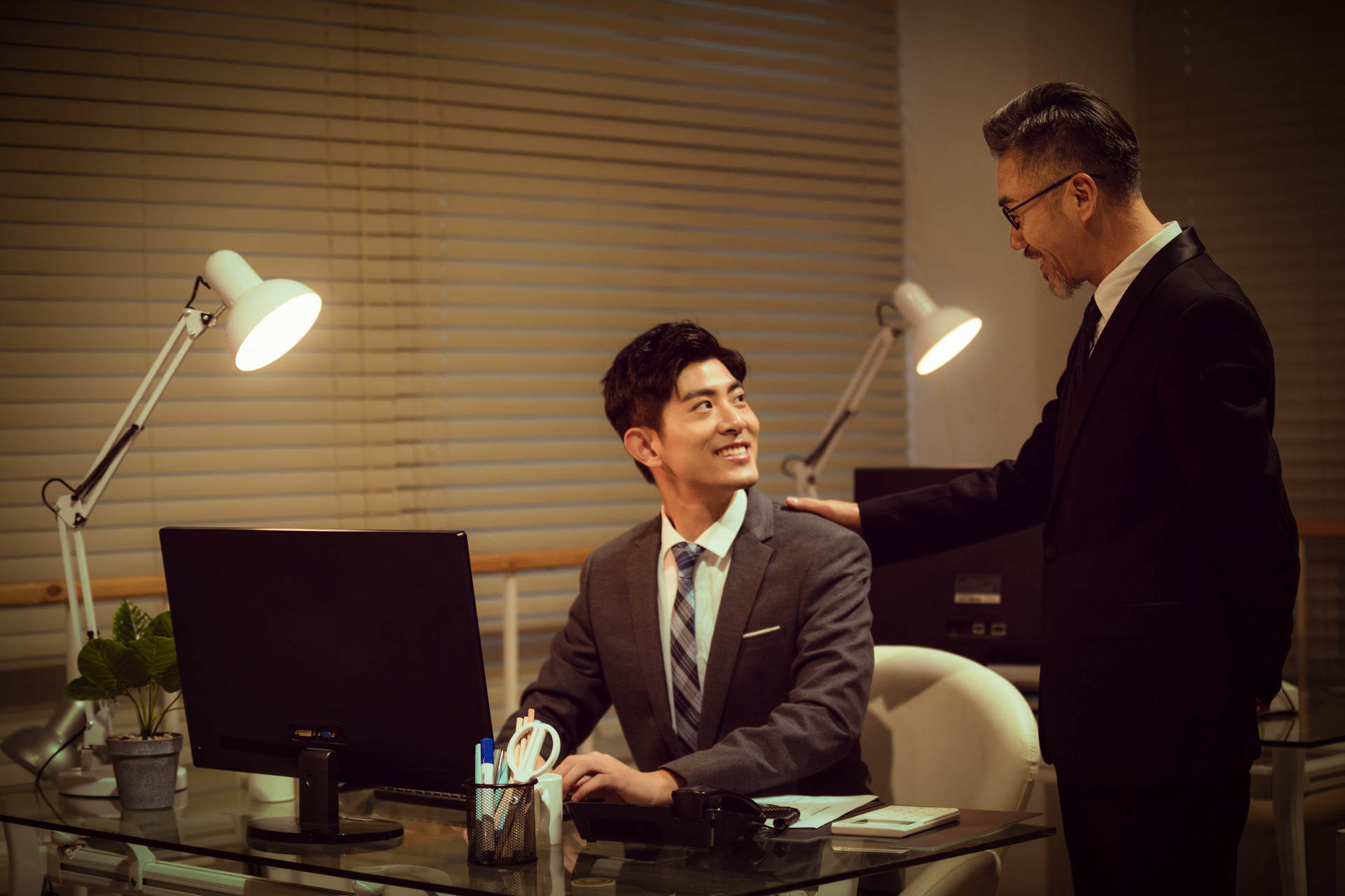 领导提拔你的人情世故,领导为啥不爱提拔人缘好的人