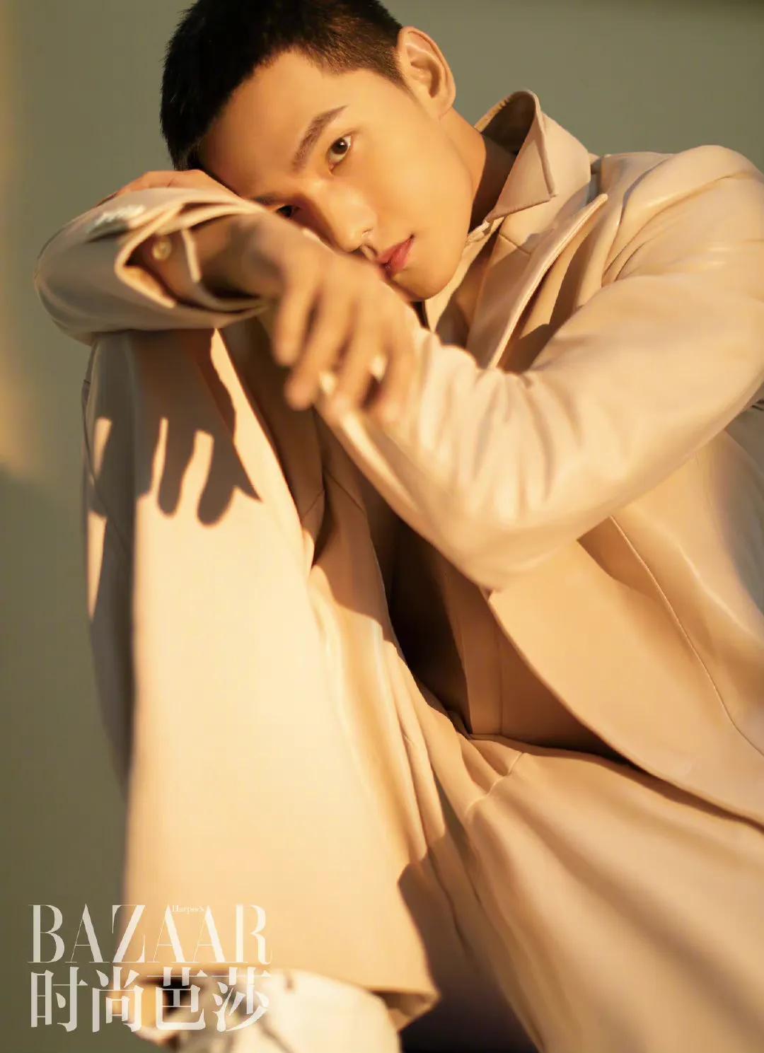 时尚芭莎肖战和谁拍过,时尚芭莎肖战年度盛典照片