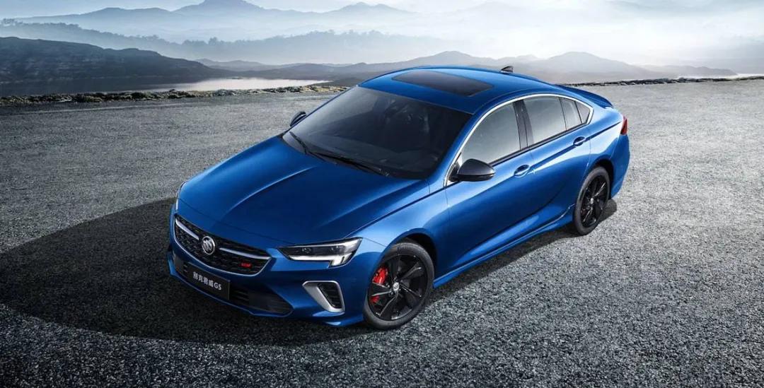 奔驰GLS100万起售是智商税？买新陆巡4年后提车，网友“等不起”