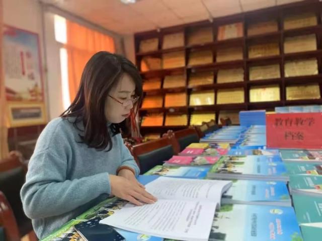 志愿者成为疫情防控重要力量,志愿者是疫情逆行者