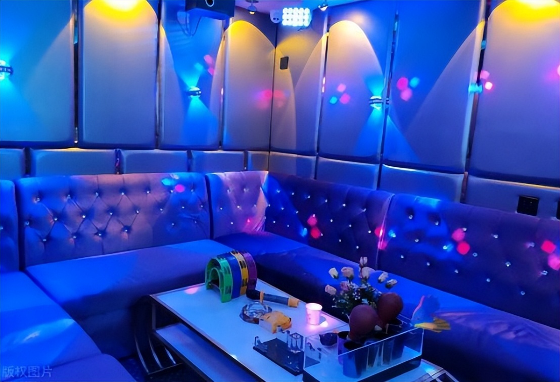 聚会圣地为何无人问津了,7年倒闭6万家