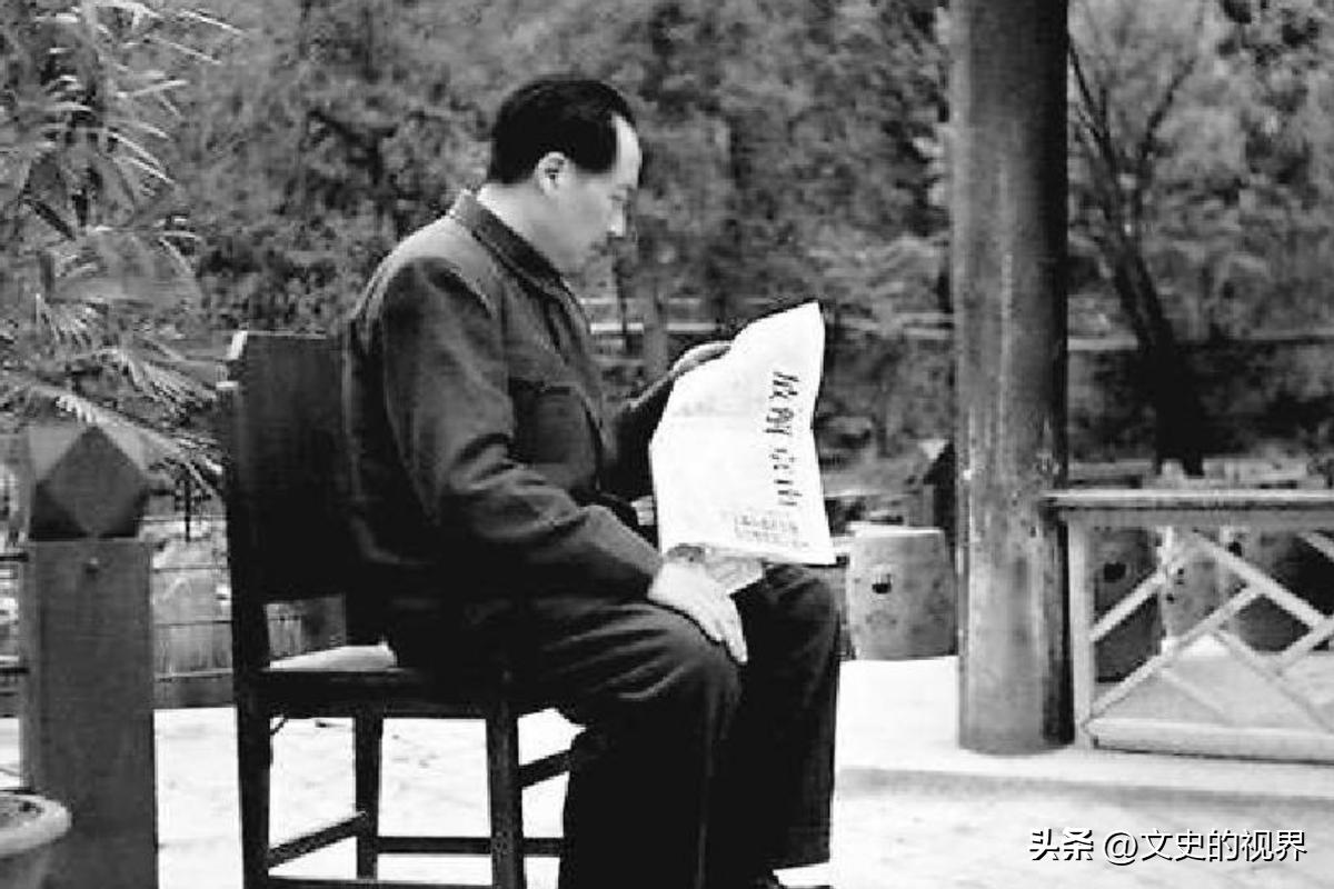 52年毛主席参观孔庙，饶有兴致地考了旁人一题：可知孔子姓什么？