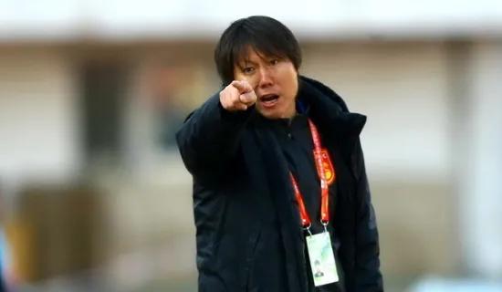 李铁打足球完整版,李铁打国脚