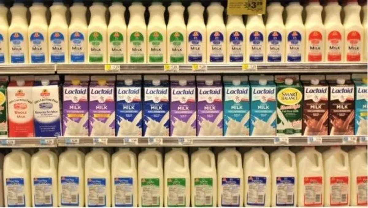 科技与狠活？脱脂牛奶是啥？相比于全脂牛奶，脱脂牛奶是智商税吗