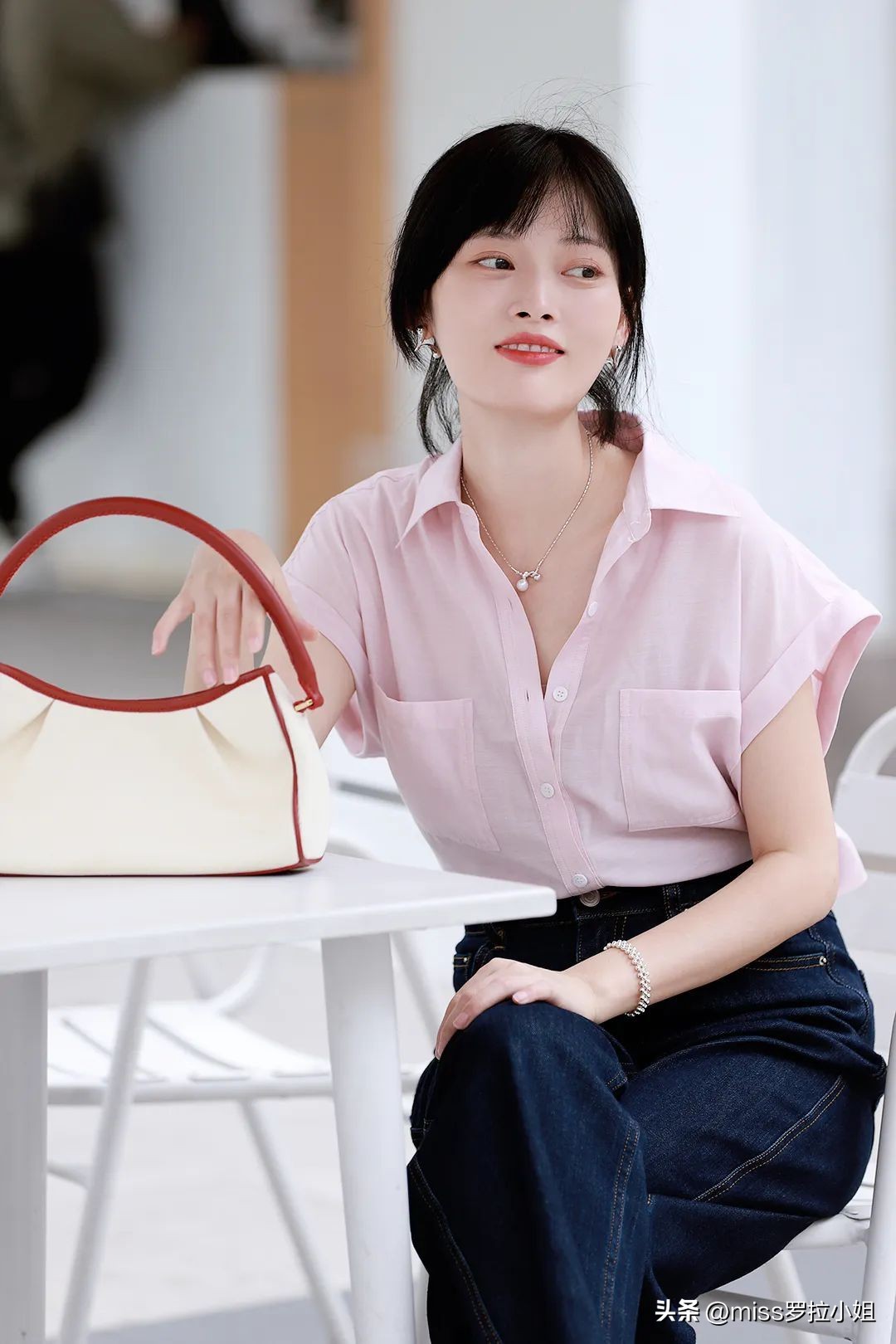 除了护肤品还有什么化妆品好,除了护肤品还能用什么保湿