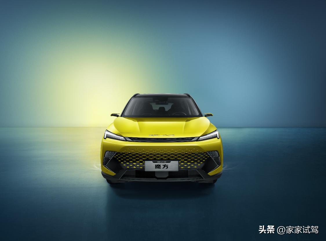 北汽魔方suv试驾视频,北汽魔方哪款车值得买