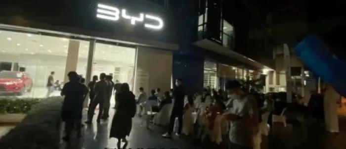 比亚迪元plus在国外卖得火爆,比亚迪元plus国外版本价格