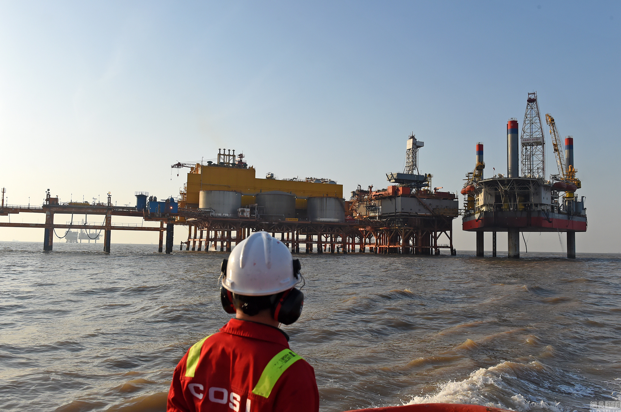 美国沙特俄罗斯石油价格战,沙特和俄罗斯石油哪个便宜