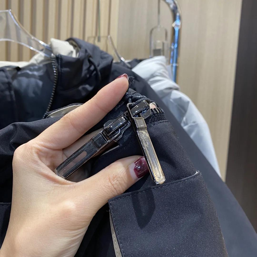 jeep男士中长款羽绒服,男士最新亮面羽绒服