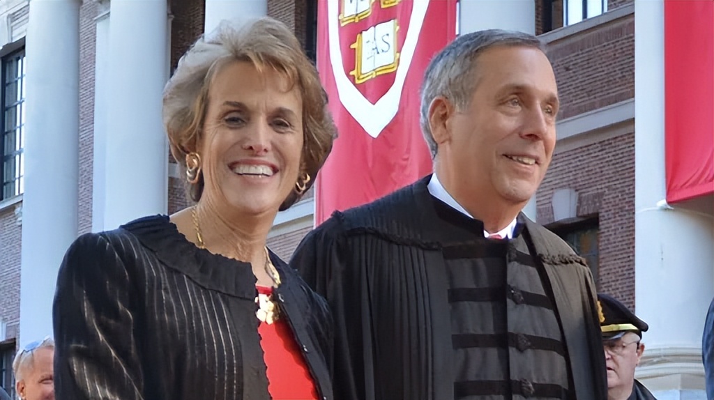 哈佛大学开学日校长演讲,哈佛校长2017新生入学演讲