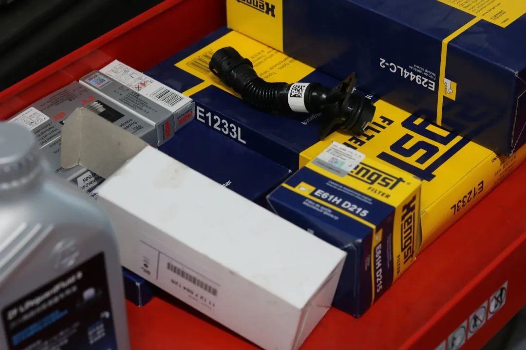 翻新整备一台老x5,翻新08年x5