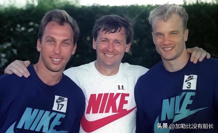 足坛历史十大前场组合,世界足坛那些年少成名的顶级前锋