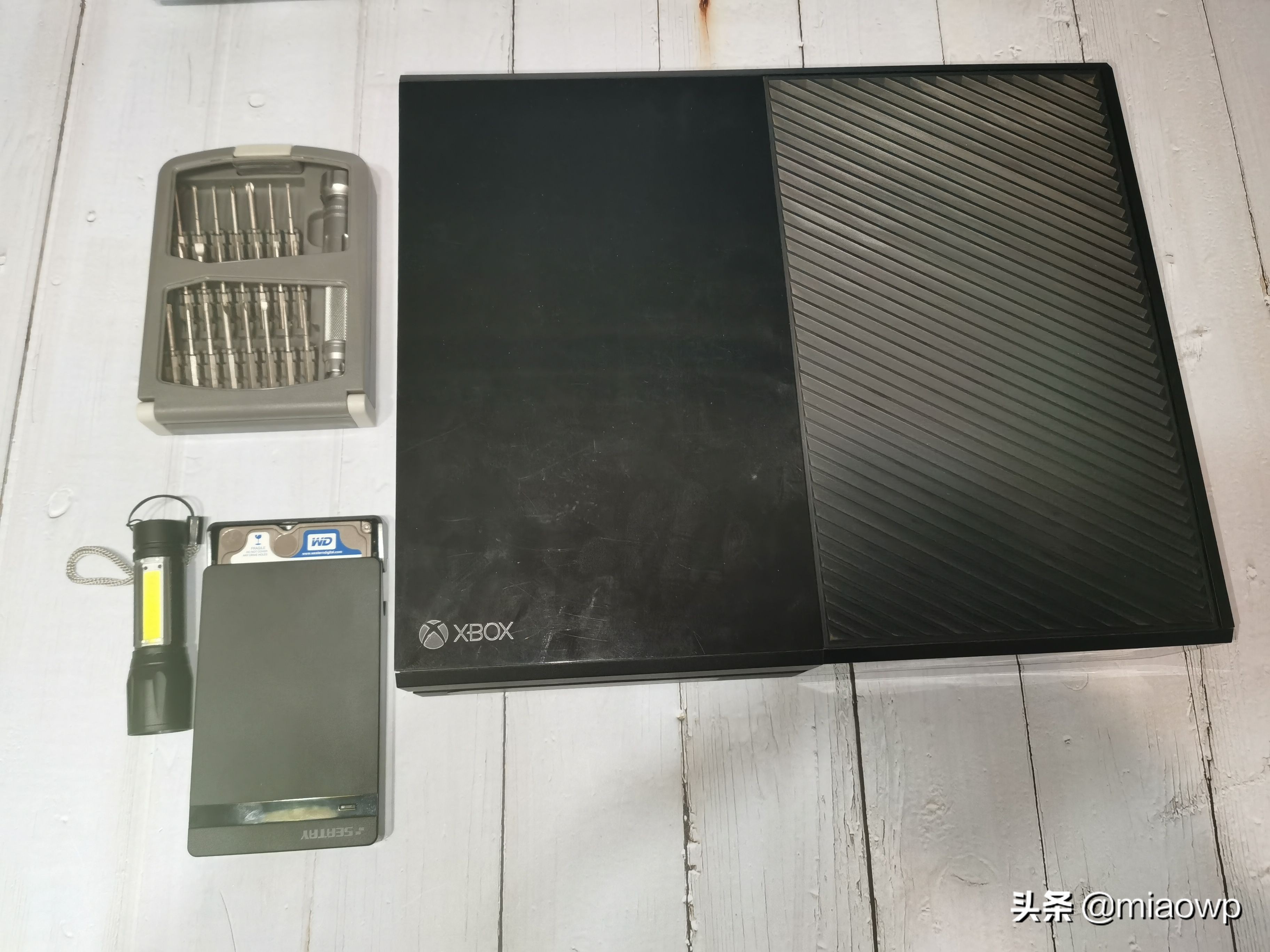 xboxone升级完开机黑屏,xboxone维修教程