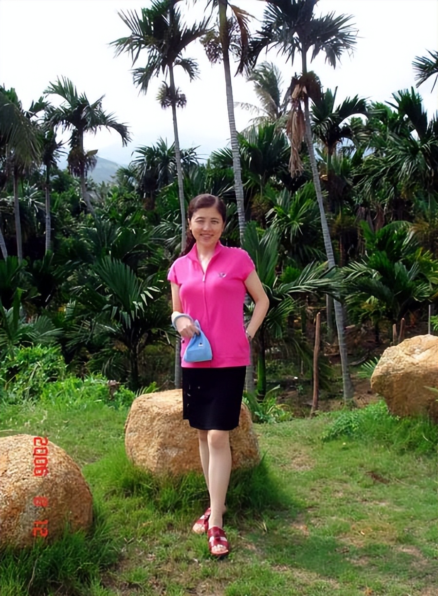 海南陵水环岛旅游公路香水湾,陵水黎安镇离香水湾多远