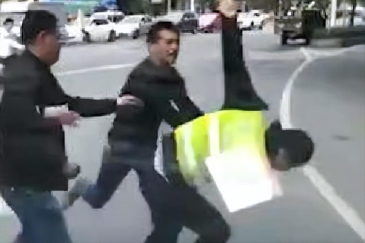 大连2001年打死交警案后来怎样,大连当街打死交警凶手怎么判的