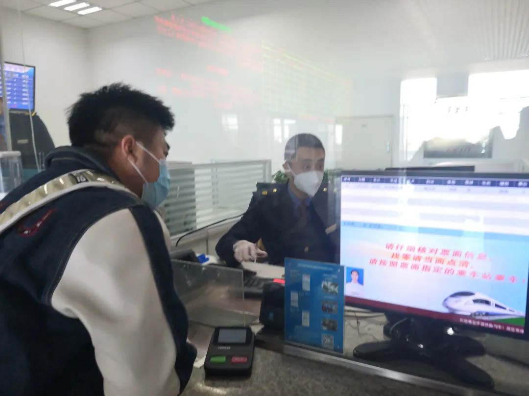 乘车可以异地办理临时身份证么,任何车站都能办理临时身份证吗