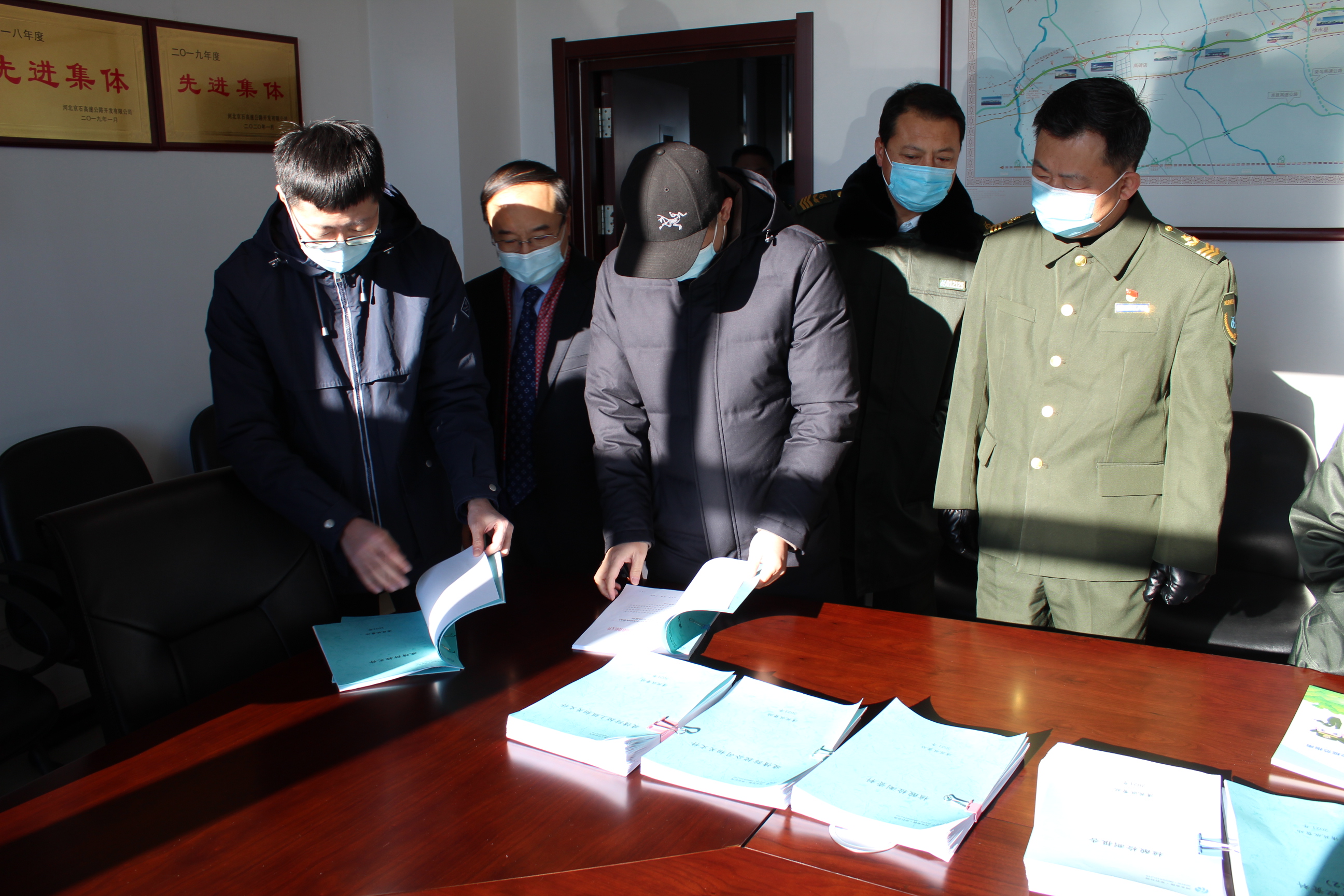 京石高速涿州服务区疫情管控,收费站开启疫情管控预案