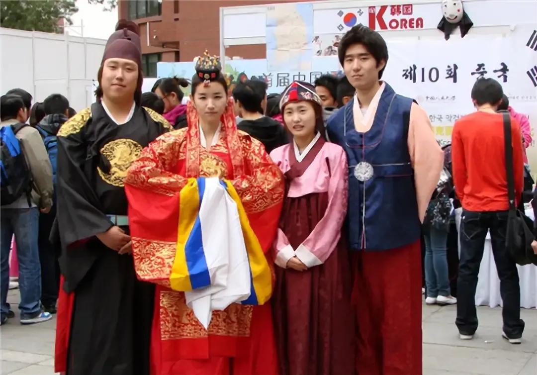 总统访问日本韩国,韩媒谈中韩总统