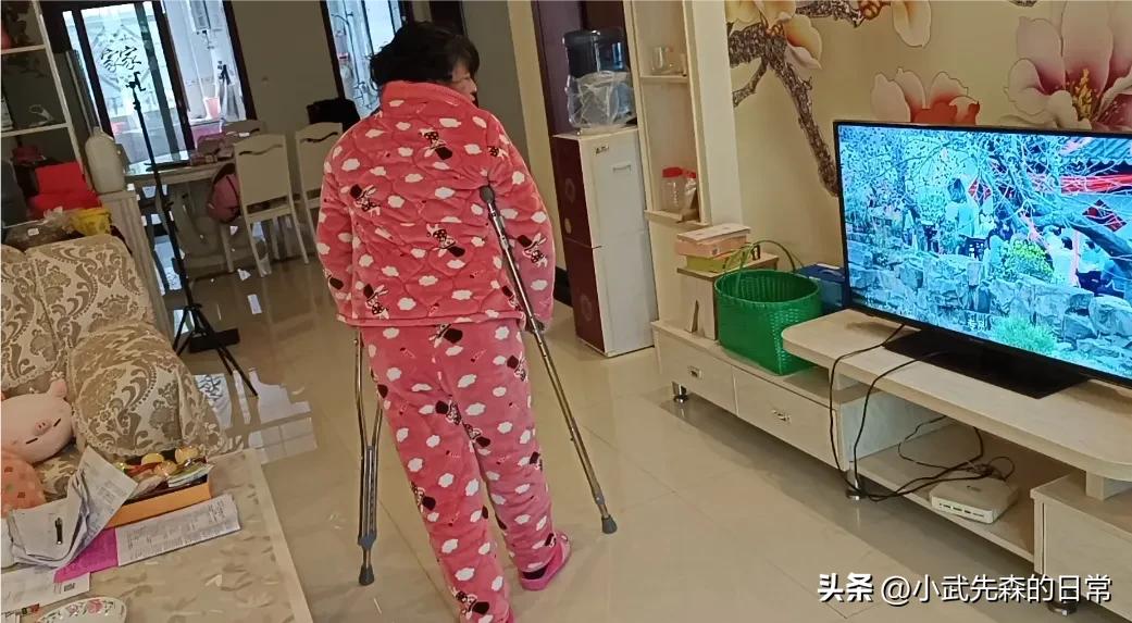 去借钱借不到钱的心酸和委屈,当父母找你要钱的时候