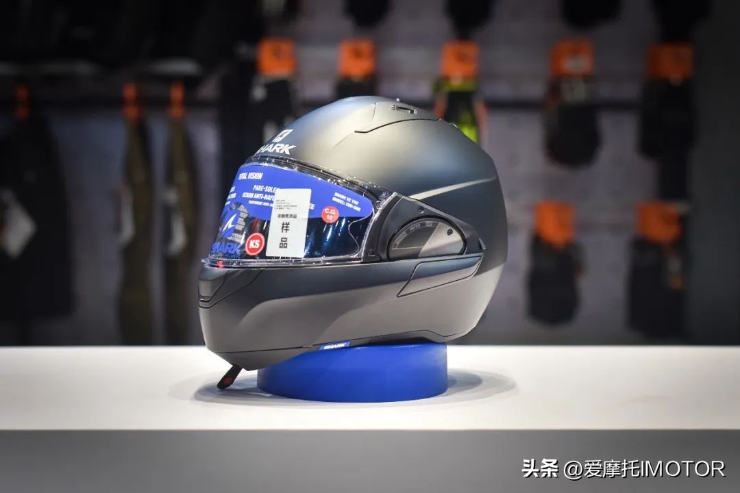 shark头盔最新款,shark大尾翼赛道盔