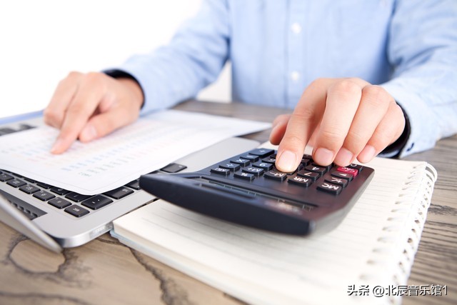 怎么帮助焦虑的人停止胡思乱想,焦虑总是控制不住胡思乱想怎么办