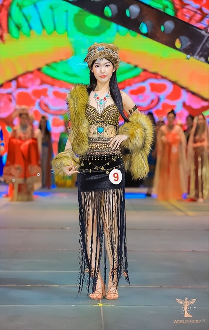 第六届世界女神大赛,蔻墨杯冠军