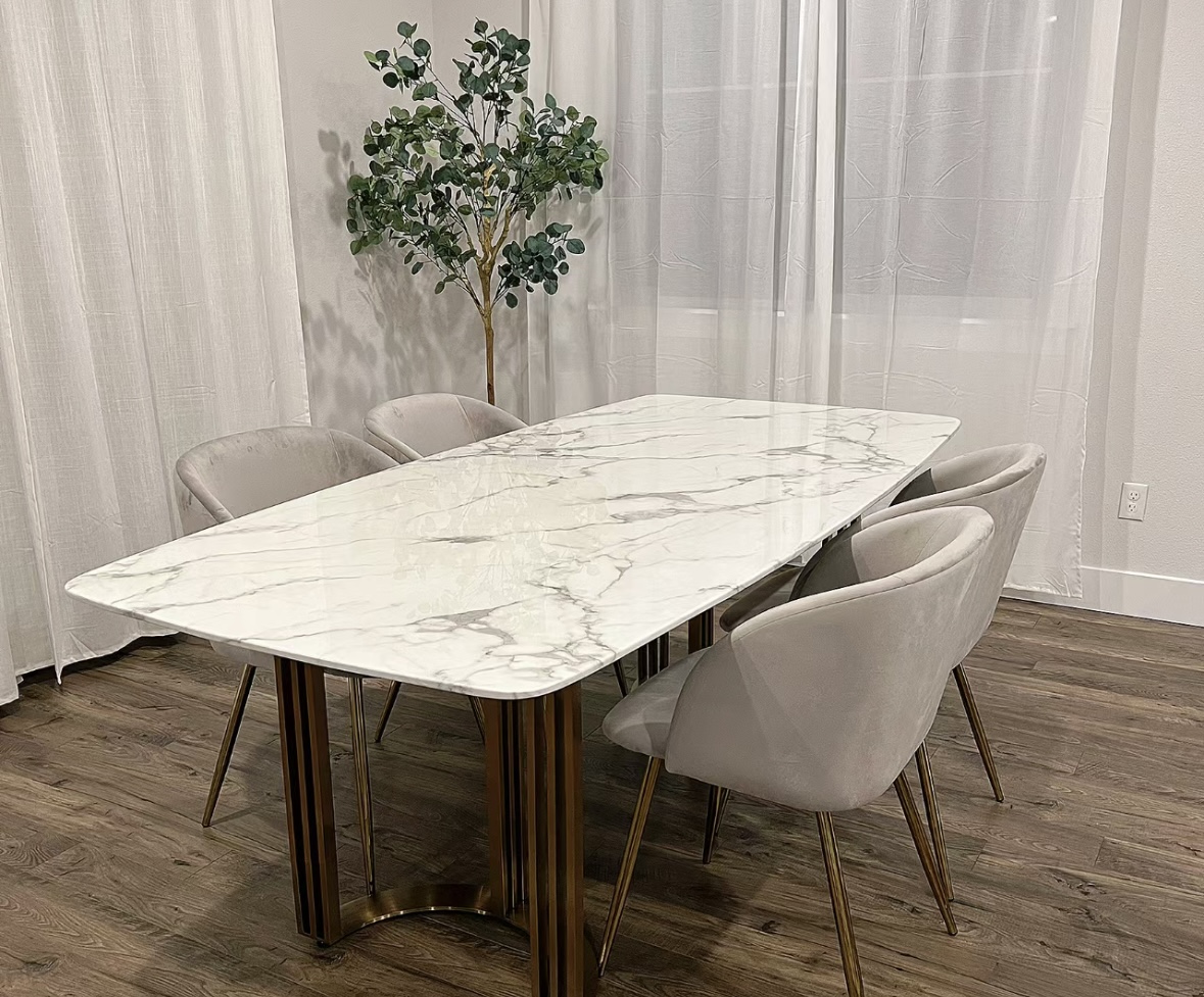 岩板餐桌跟天然石餐桌哪个好,岩板餐桌最新款式图片