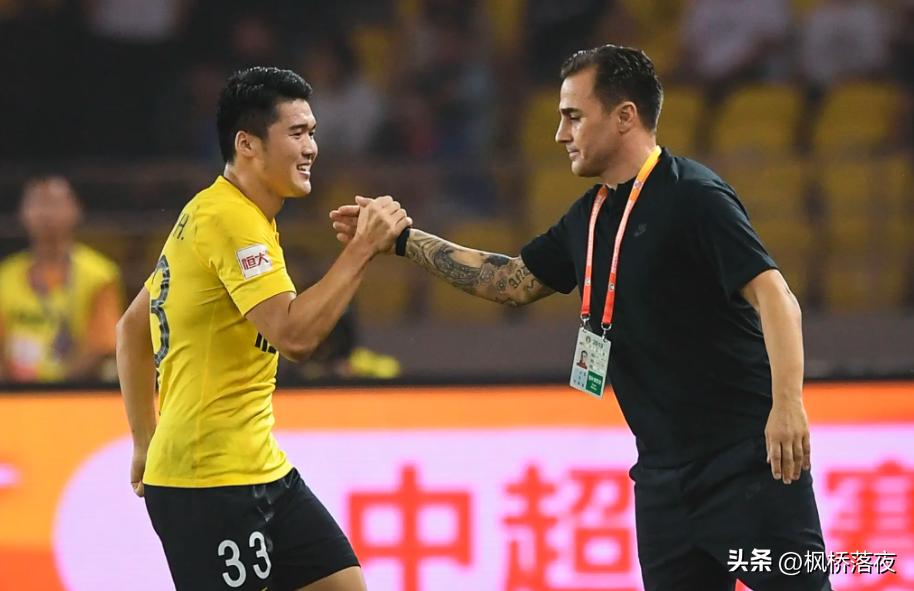 高速插上不停球一脚世界波！25岁飞翼再度闪光，恒大当初没用好他