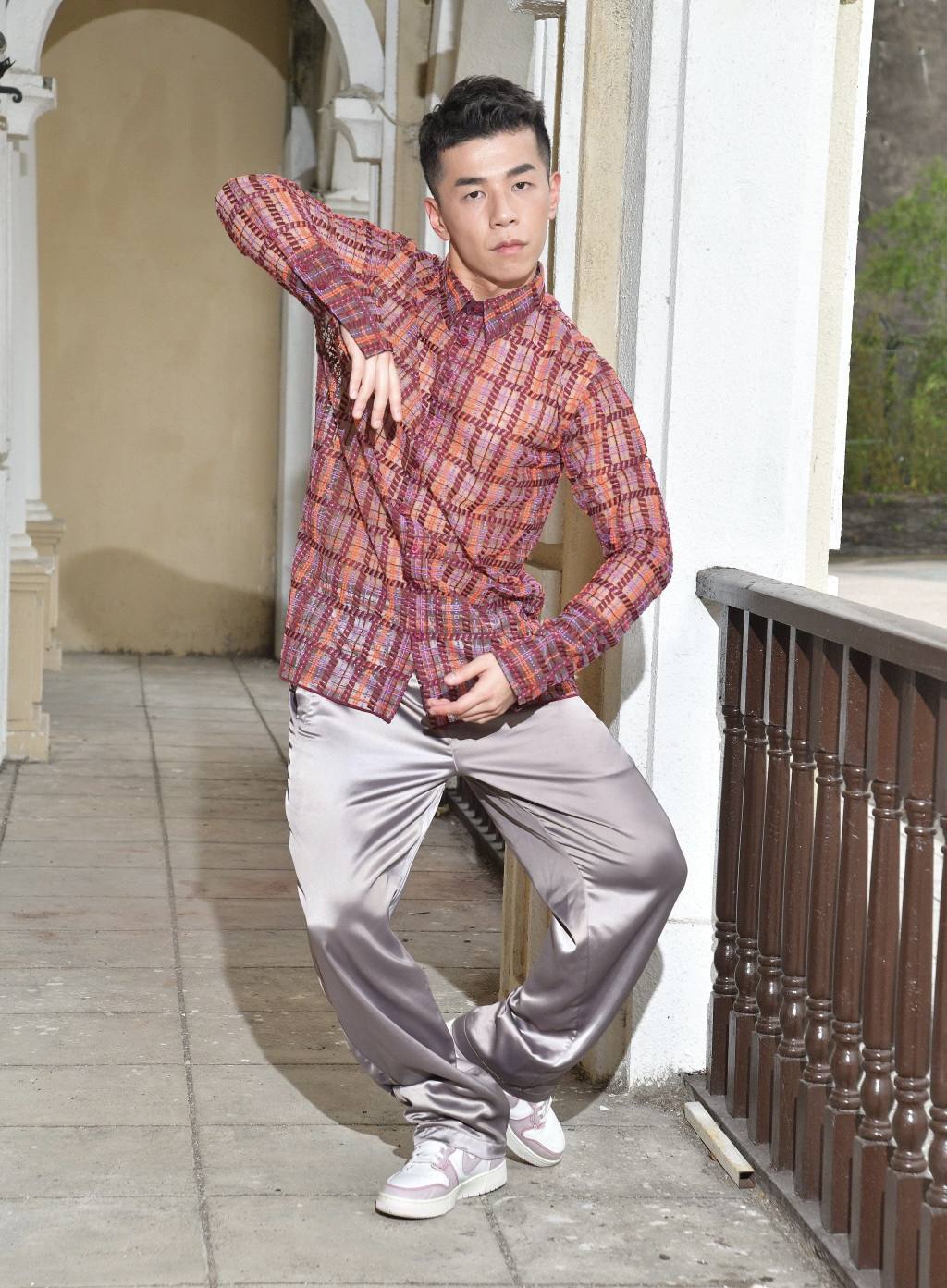 TVB绿叶获高层钦点开剧！曾穷到账户仅3位数，胸口留十寸长疤痕