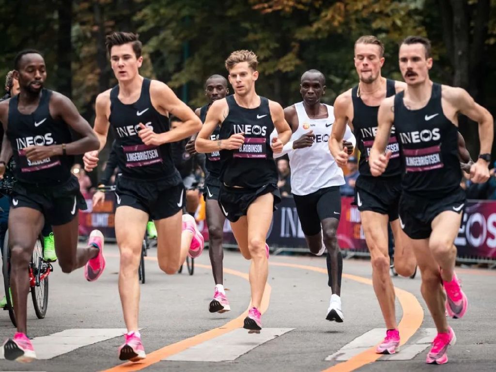 天才才能改变世界,天才男孩变成疯子隐身改变了一切