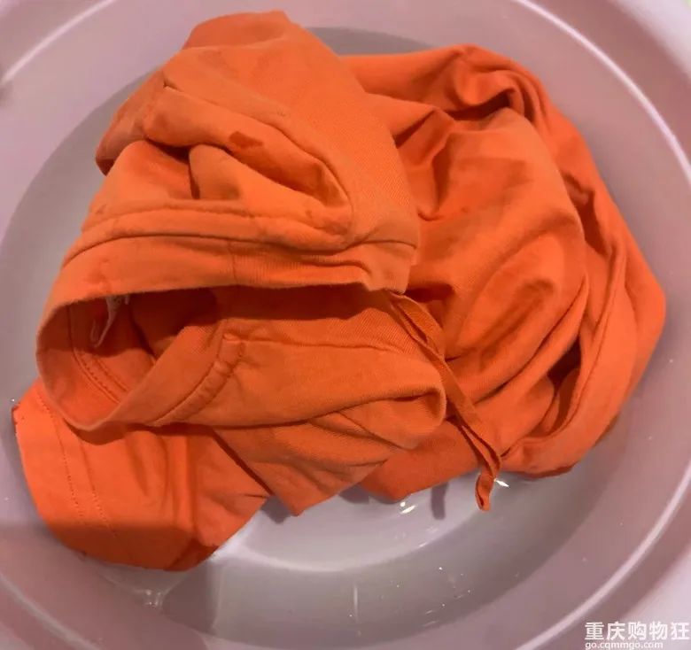 花70块自己在家染了3套衣服裤子，这体验太绝了！效果还让人惊喜