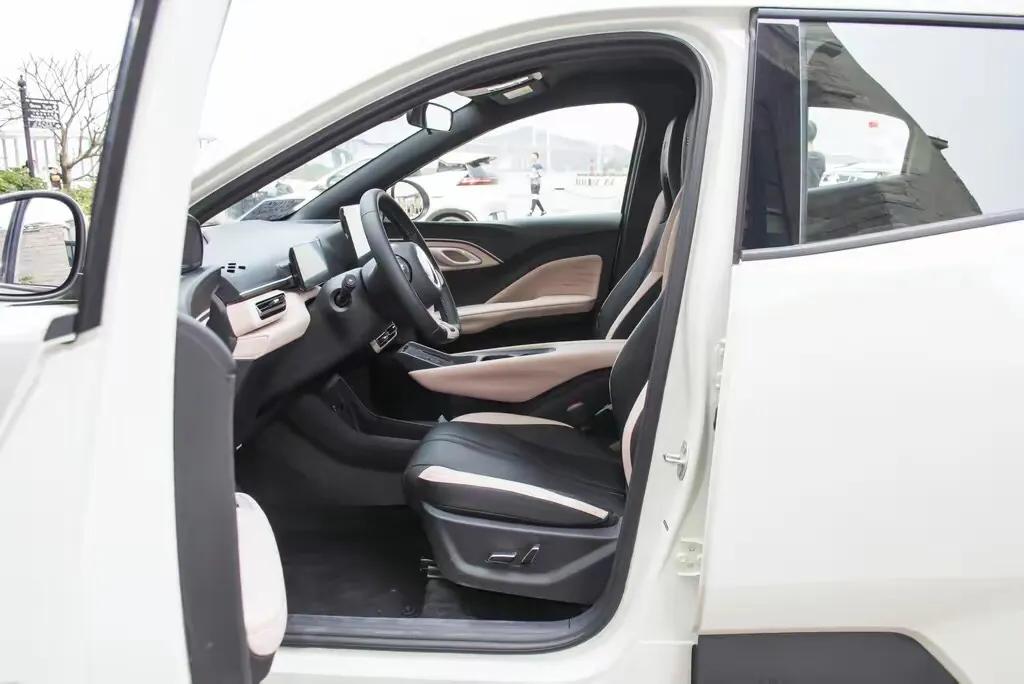 比亚迪海鸥和本田飞度选哪个,本田飞度和比亚迪海鸥哪个好