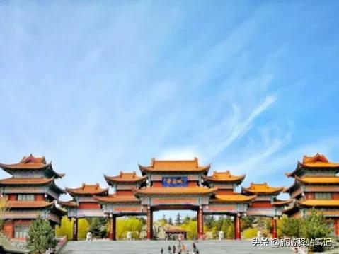 威海华夏城玻璃栈道,威海华夏旅游攻略