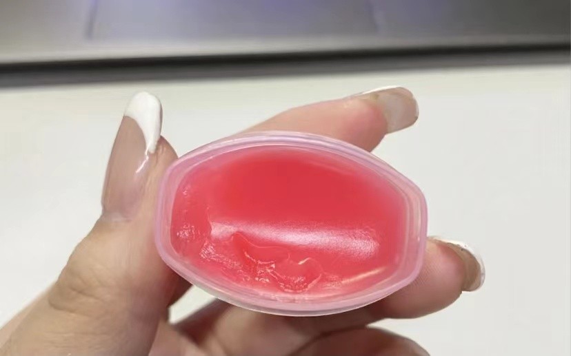 过了40岁用的护肤品,过了四十岁用什么化妆品好