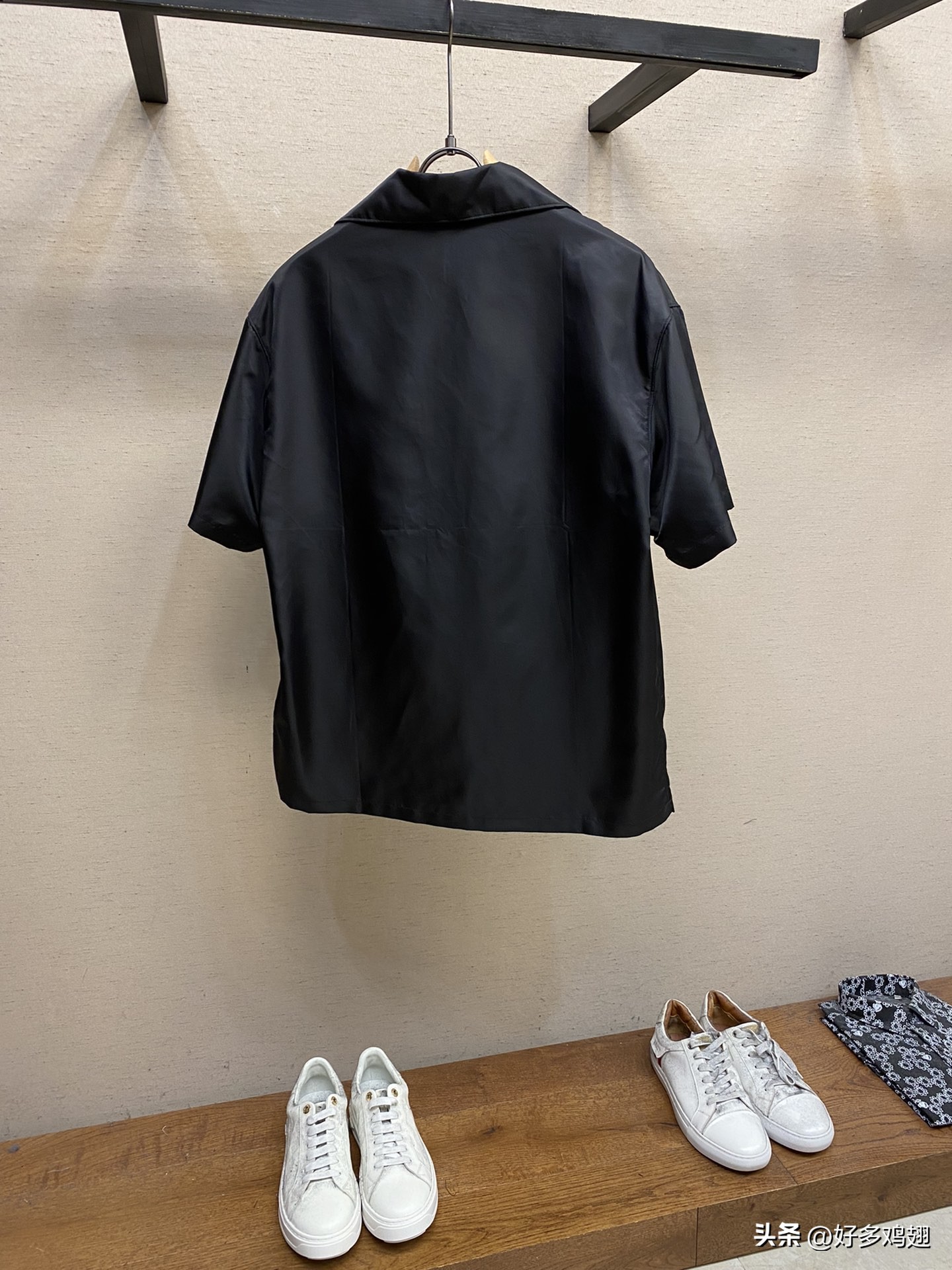 巴黎世家balenciaga黑色衬衫,巴黎世家balenciaga乐队短袖