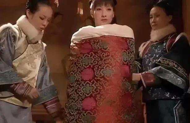 古代为什么太监伺候娘娘沐浴更衣,古代太监都是伺候哪些沐浴更衣