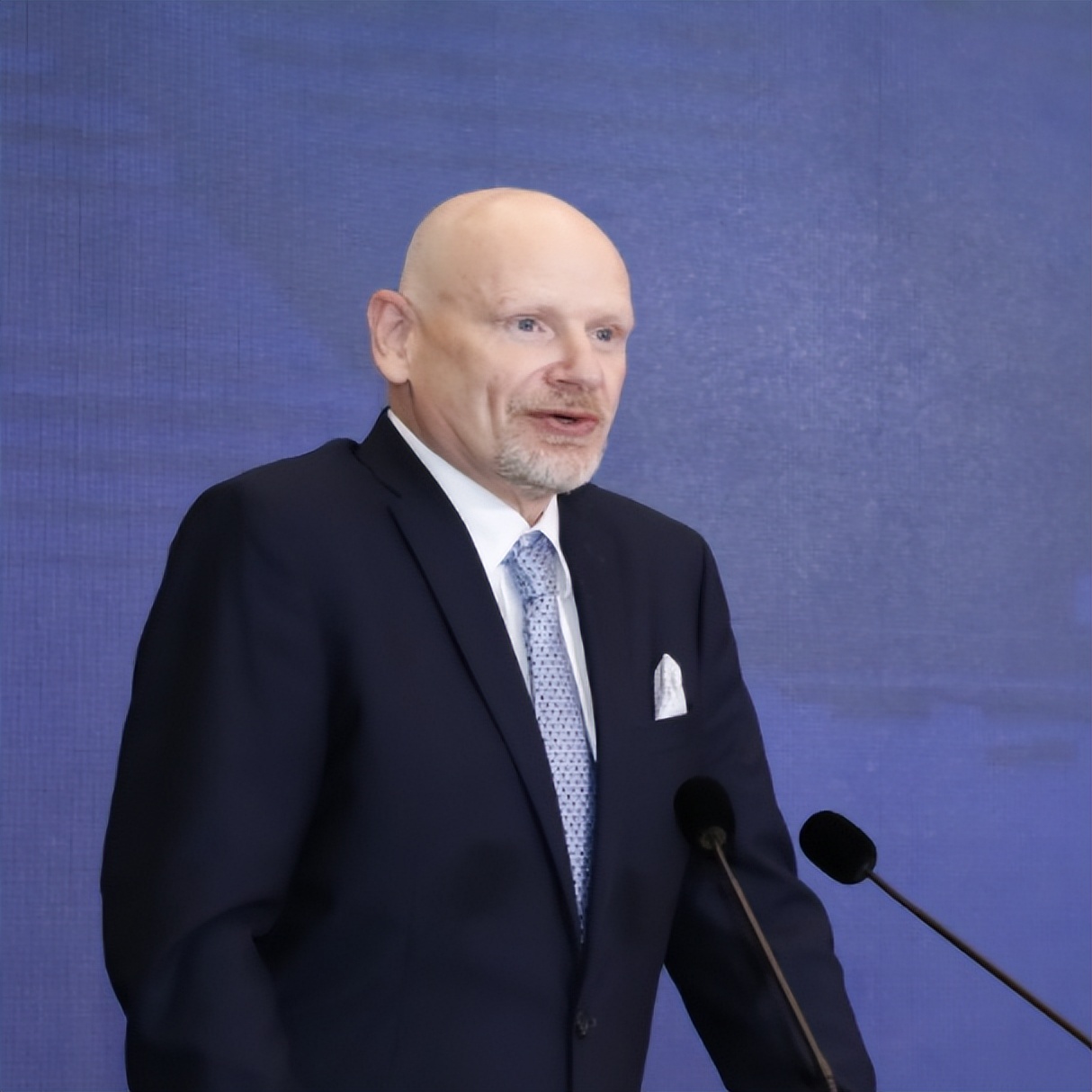 持续投资自己的努力方向,持续稳定的投资