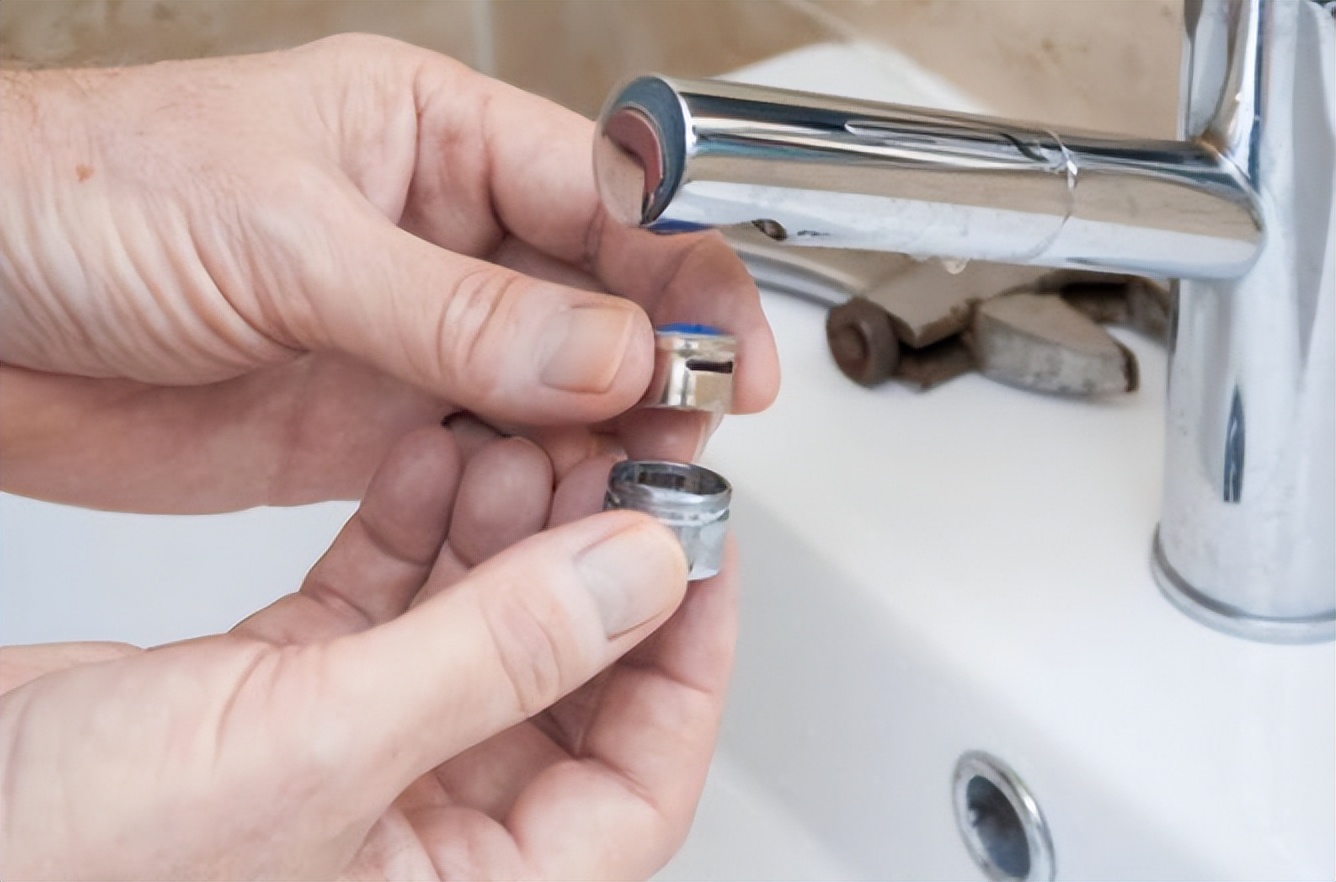 自来水喝着涩是水质不好吗,自来水烧开为什么这么难喝