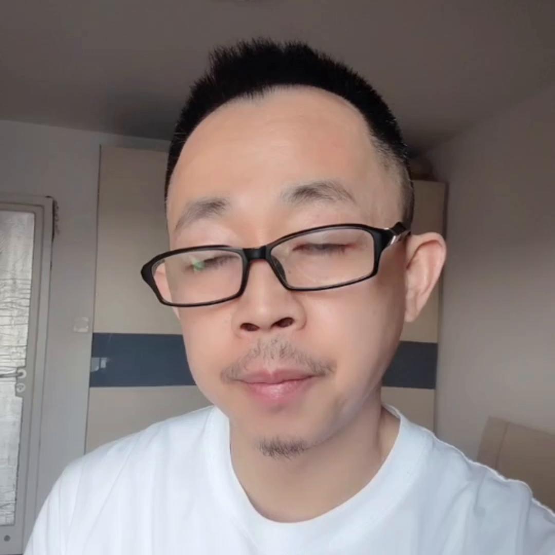 精品店加盟哪个靠谱点,精品店怎么加盟小型